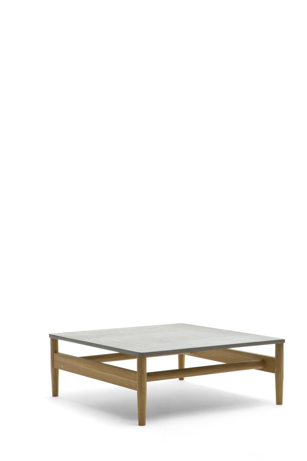 RODA Low Table Benches Road 04