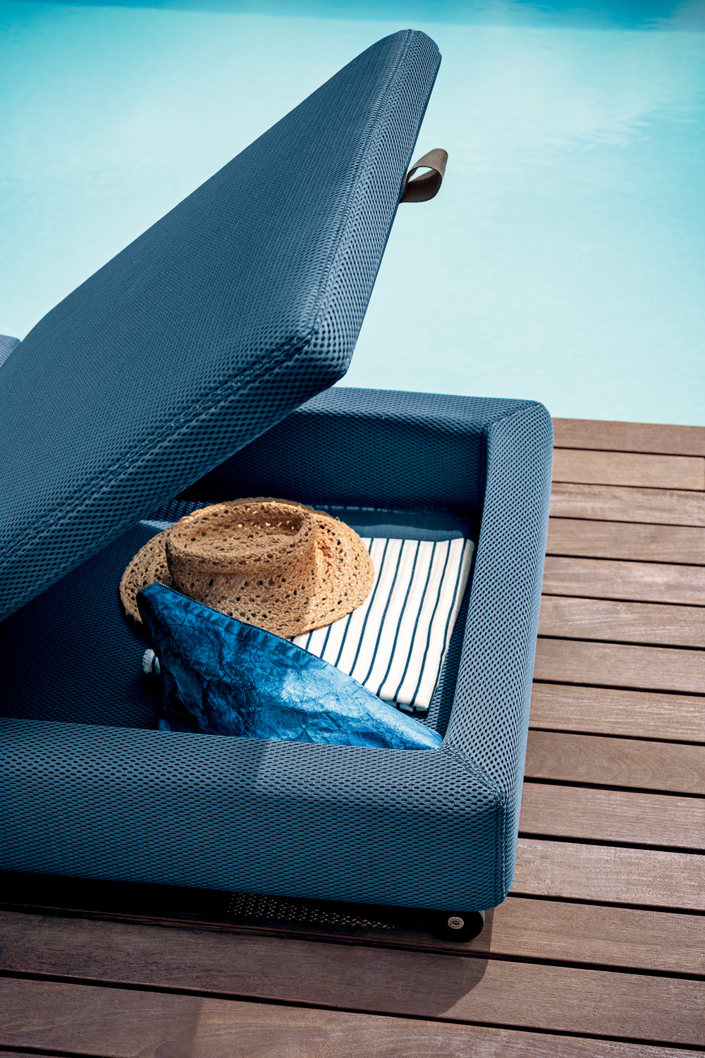 RODA Sun Loungers Daybed Double 04