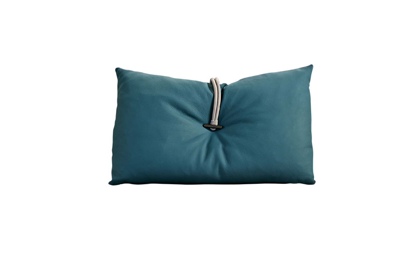 GAMMA DHC Accessories ROYAL PILLOW 01